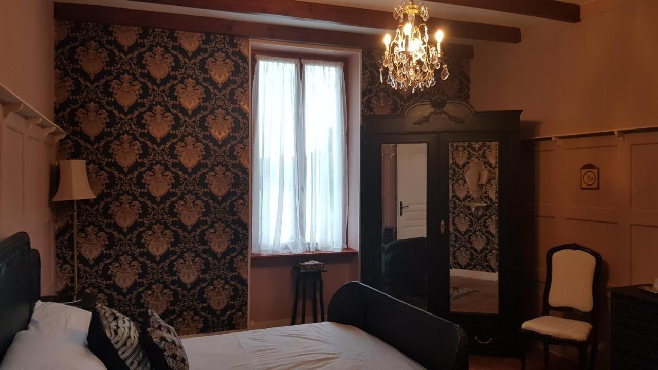 Bed and Breakfast Les Cygnes Noirs Aujac  Exterior foto